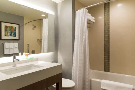 Hyatt Place Sarasota Lakewood Ranch - 16