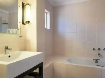 Mövenpick - 49