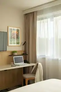 Crowne Plaza Budapest by IHG - 80
