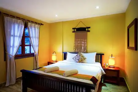 River Retreat Boutique - 4