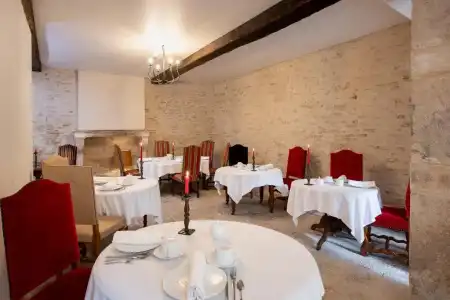 Les Remparts Hôtels et Demeures Historiques - 11