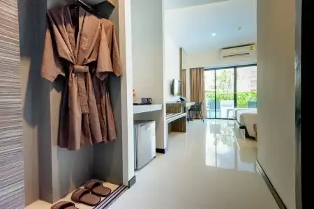 J Residence - 115