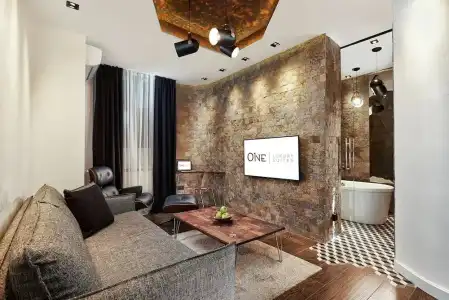 One Luxury Suites - 138