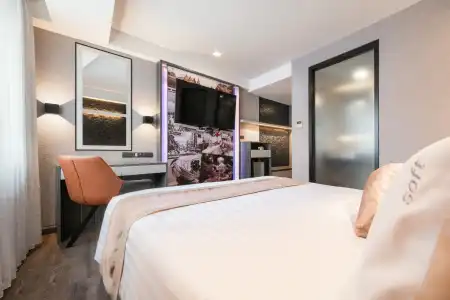 Aspira Gems Center Silom - 2