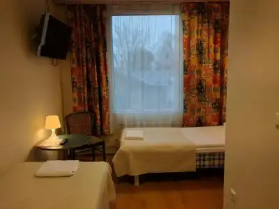 Center - 22