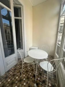 Hostal Balmes Centro - 72