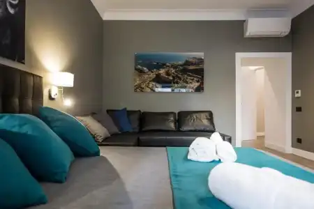 B&B Art House - 91