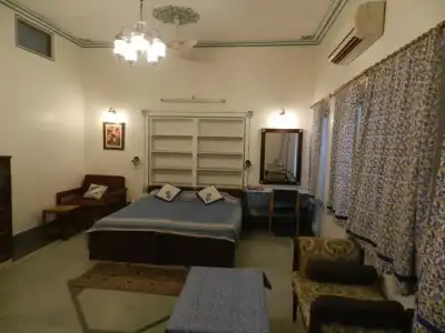 Tara Niwas - 89