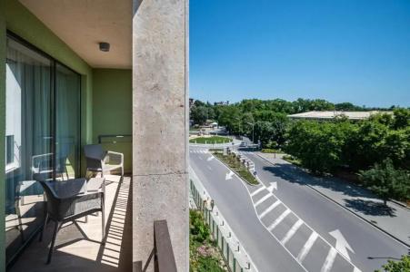 Romance & Family Suites - 136
