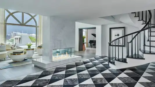 Crescent Court - 11