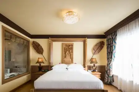 Peak Nimman Prestige - 62