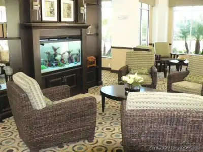 Hilton Garden Inn Lakeland - 12