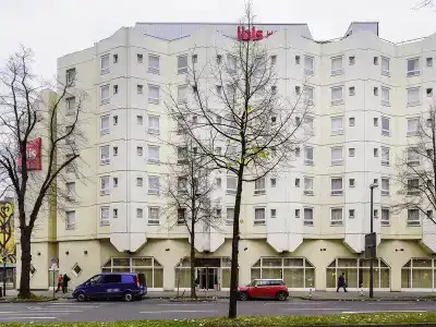 B&B Düsseldorf-Hbf - 50