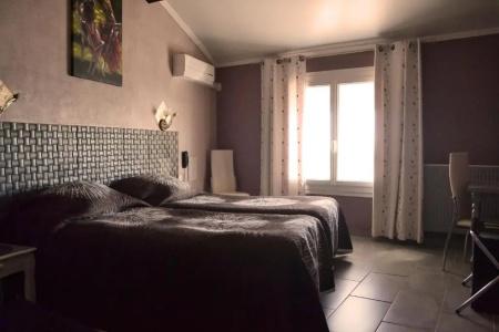 Hôtel Le Dauphin Bleu - 50