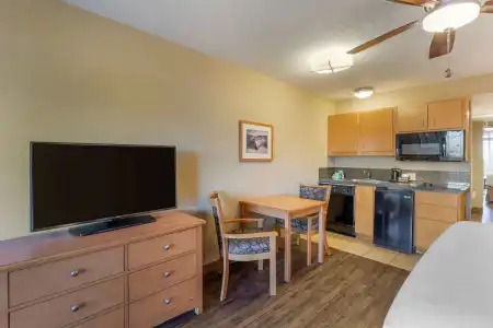 Best Western Plus Ocean View Resort - 41