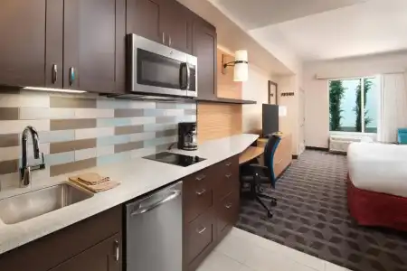 TownePlace Suites by Marriott San Diego Downtown - 49