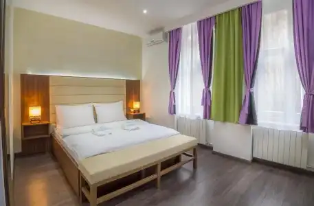 Central Park Residence Guest House - 64