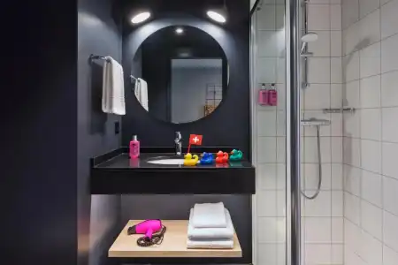 Moxy Lausanne City - 13