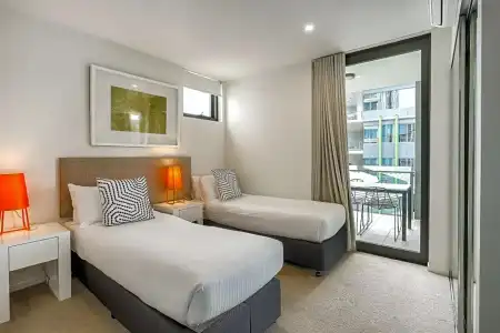 Vine Serviced Apartments - 70