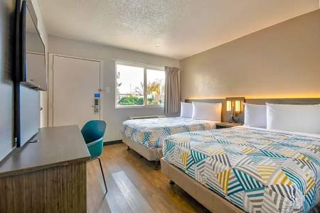 Motel 6 Santa Fe - 54