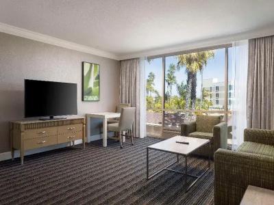 DoubleTree by Hilton San Diego Bayside - 122
