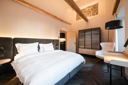 Schwarzer Adler - 48