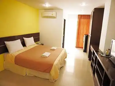 Diamond Bangkok Apartment - 21