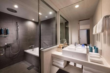 DoubleTree by Hilton Tokyo Ariake - 26