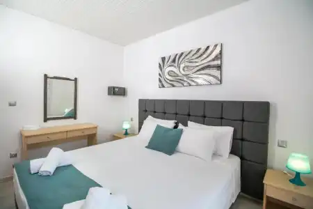 Platoni Elite Apartments - 31