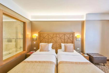 Ramada by Wyndham Istanbul Taksim - 15