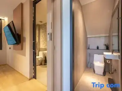 Shan Villas Sukhumvit - 398