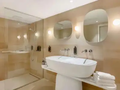 Mercure - 62