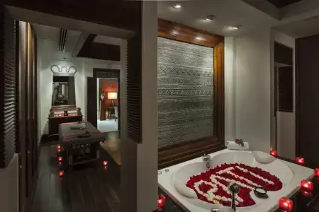 RatiLanna Riverside Spa Resort - 8