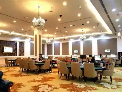 Royal Halong - 33