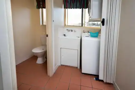 Alexander Beachfront Apartments - 53