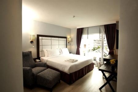 Sukhumvit Suites - 77
