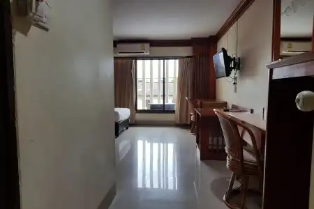 PoonSook Resident - 18
