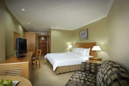 Berjaya Beau Vallon Bay Resort & Casino - 5