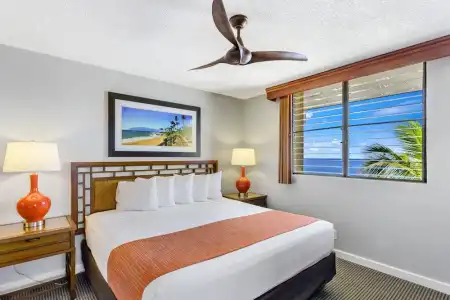 Maui Beach Vacation Club - 20
