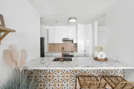 Baronnet Apartments - 141