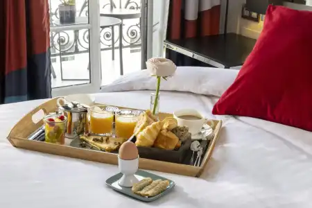 Hôtel Les Matins de Paris & Spa - 33