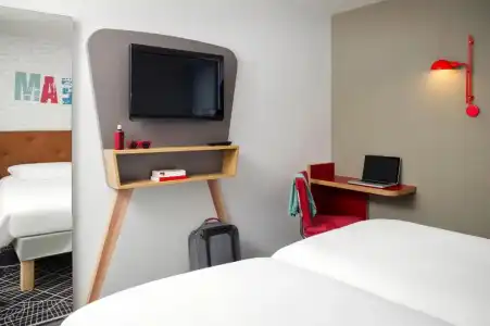 ibis Styles Chartres - 25