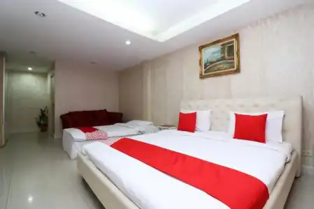 OYO 102 Diamond Residence Silom - 40