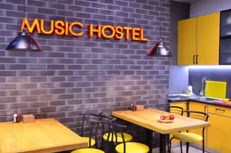 Music Hostel - 19