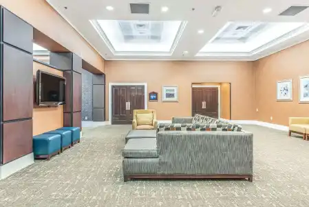 DoubleTree by Hilton Columbus - 11