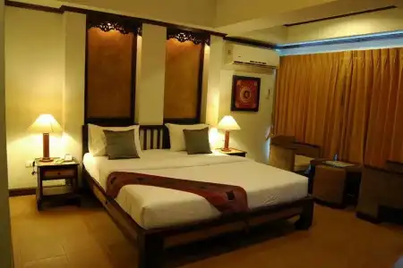 Seeka Boutique Resort - Relaxing Stay - Balcony, Pool & Near Beach - 4