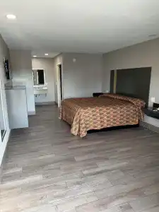 Nola Inn & Suites - 21