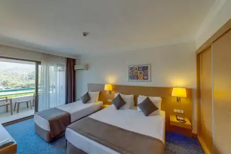Grand Efe - 2
