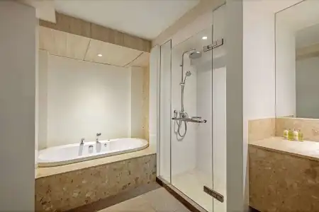 DoubleTree by Hilton Phuket Banthai Resort - 19