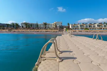 The Ixian Grand & All Suites - 23